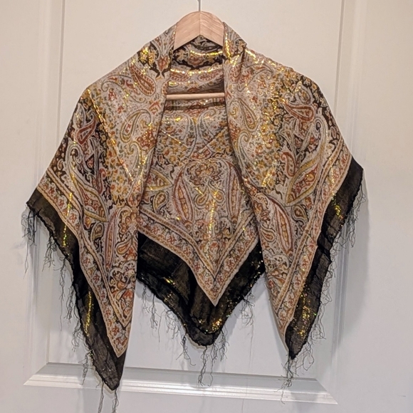 Beckwoman Accessories - NWOT Beckwoman 37"x38" Gold Metallic Indian Cotton Square Scarf
